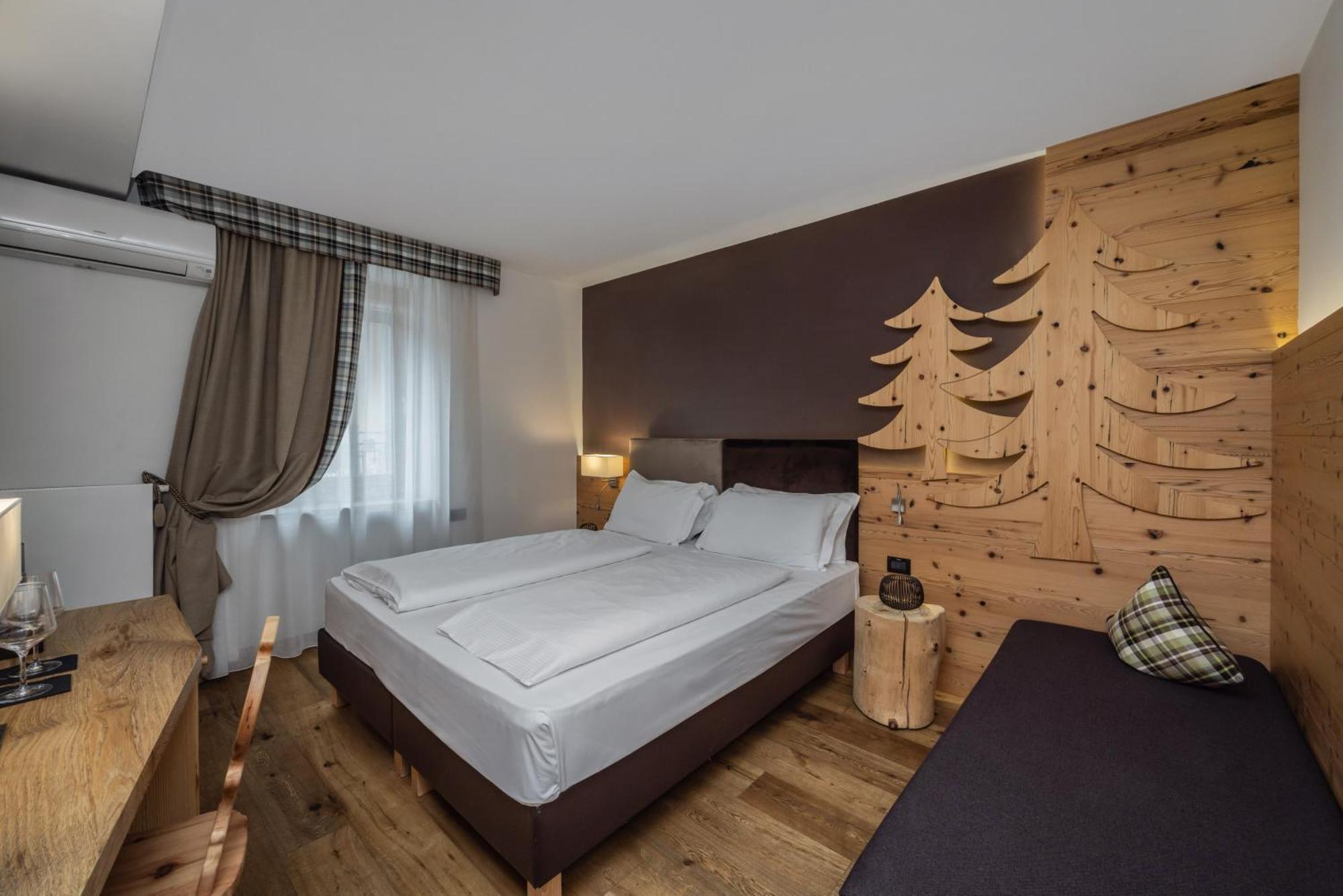 Hotel Ravelli Luxury Spa Медзана Екстериор снимка